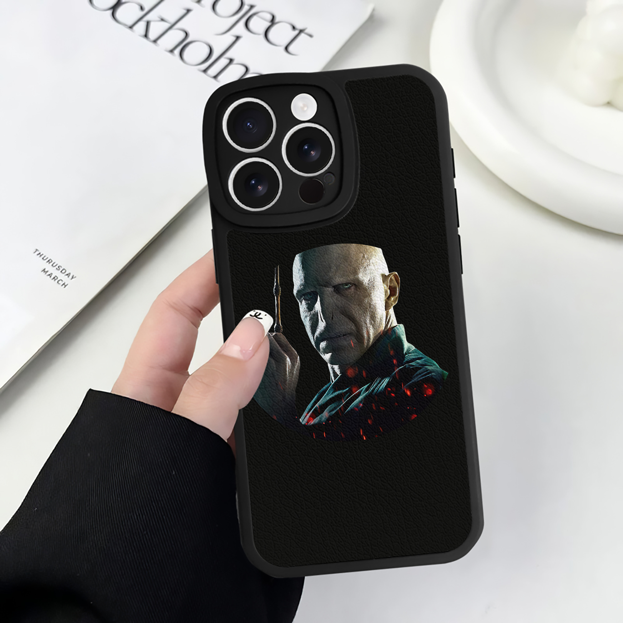 （画像用） Harry Potter ハリー・ポッターシリーズ 【iPhone 16シリーズ対応】シリコンスマホケース（レザー調） 材質：シリコン